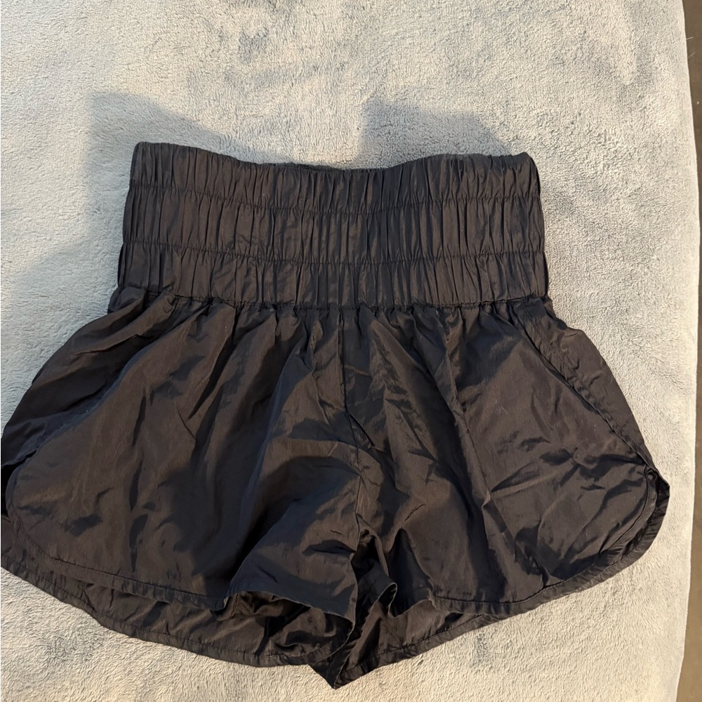 Bubble athletic shorts